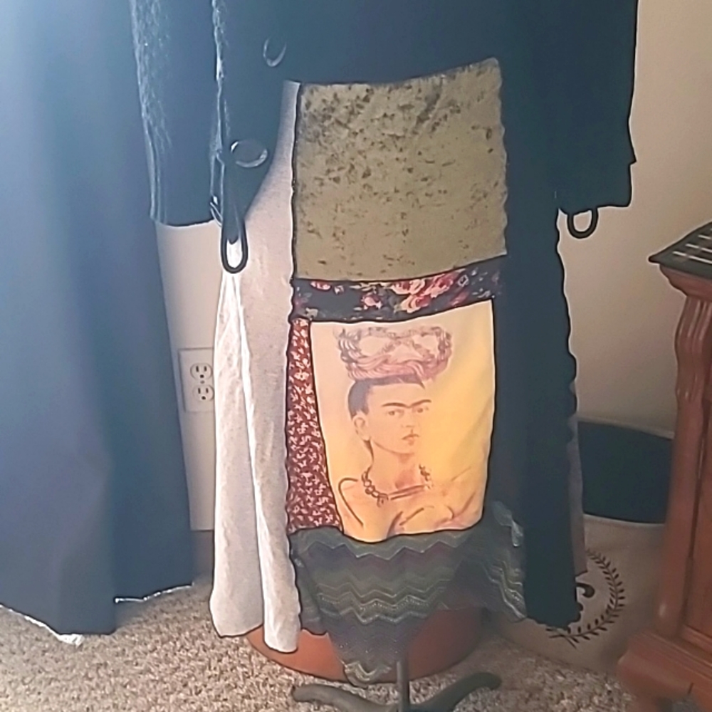 Frida Patchwork Design - image 3